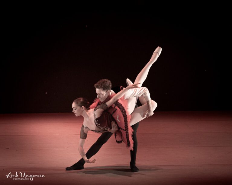 צילום מחול על הבמה צילום מחול על הבמה